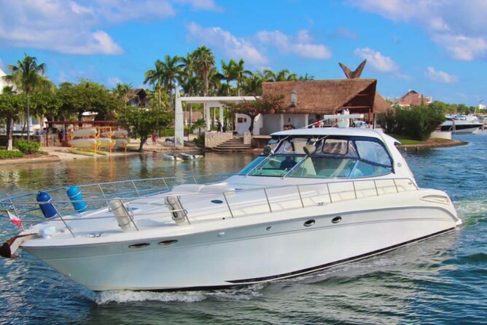 Cancun Private Yacht Sea Ray Sundancer 60 Feet - Safety Measures
