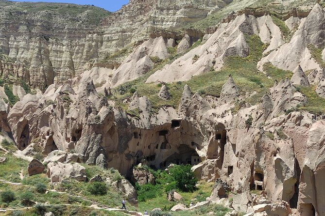 Cappadocia PRIVATE TOUR, All in One Day ,With Guide( Eng-Portguse - Common questions