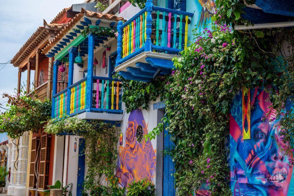 Cartagena: Getsemani Highlights and Graffiti Walking Tour - Experience Highlights