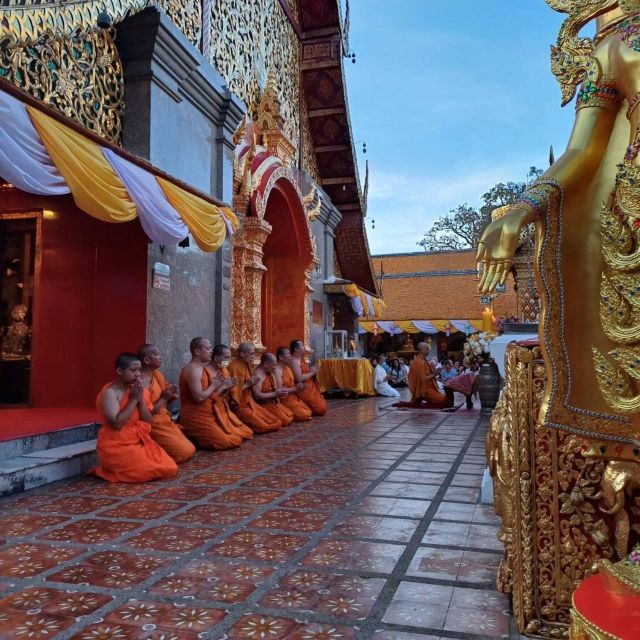 Chiang Mai: Wat Pha Lat & Wat Phra That Doi Suthep Tour - Customer Reviews