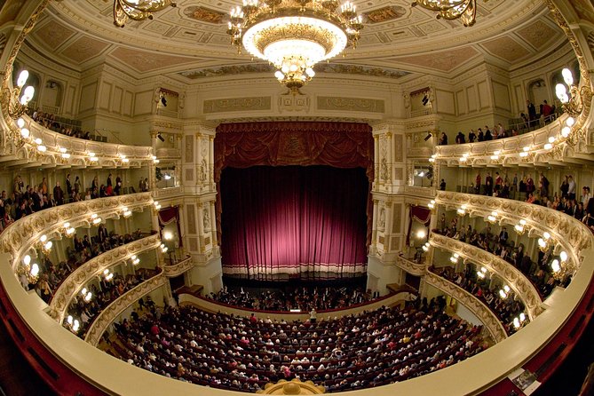 City Tour and Guided Tour in the New Green Vault and in the Semperoper - Common questions