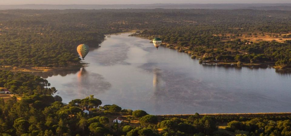 Coruche: 1-Hour Hot Air Balloon Ride at Sunrise - Common questions