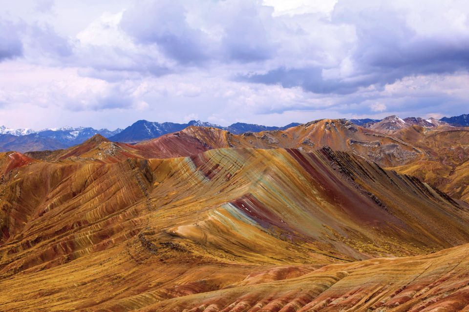 Cusco: Full-Day Private Hike to Palcoyo Rainbow Mountain - Tour Guide and Transportation