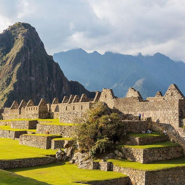 Cusco: Machu Picchu Tour 1 Day and Montaña Huayna Picchu - Live Tour Guide