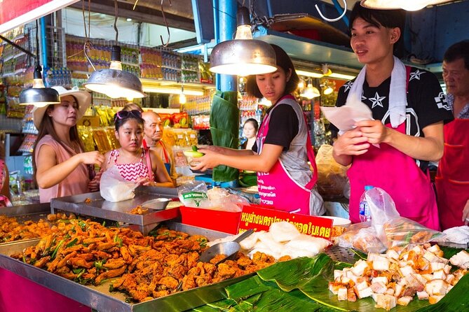 Damnoen Floating Market Trip With Optional Erawan Waterfall Visit - Common questions