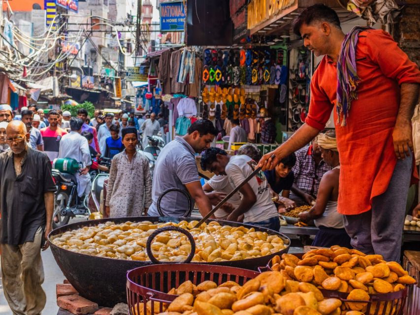 Delhi: Old Delhi Street Food Tour With Rickshaw Ride - Safety Guidelines