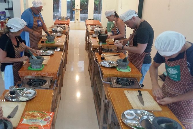 Dinner Cooking Class With Thai Master Chef at Sukho Cuisine Koh Lanta - Booking and Reservation Details