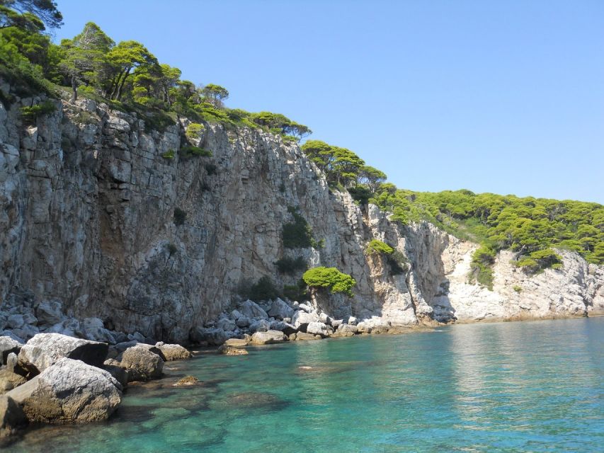 Dubrovnik: Premium Half-Day Blue Cave Tour From Old Town - Common questions