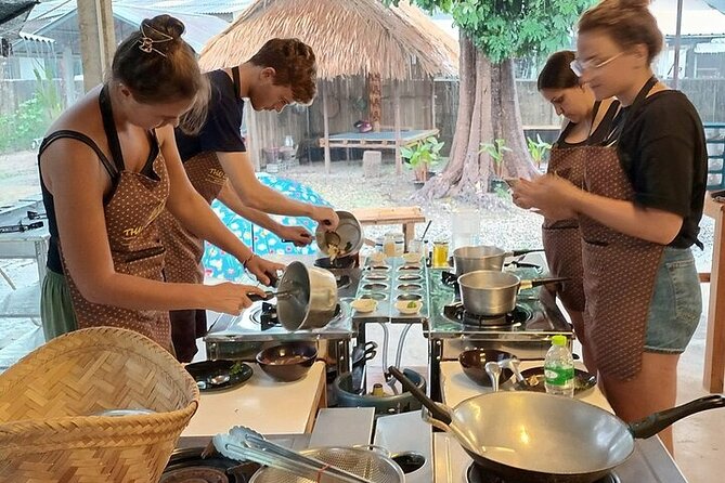 Evening Cooking Class in Organic Garden Chiang Mai - Booking and Cancellation Policy