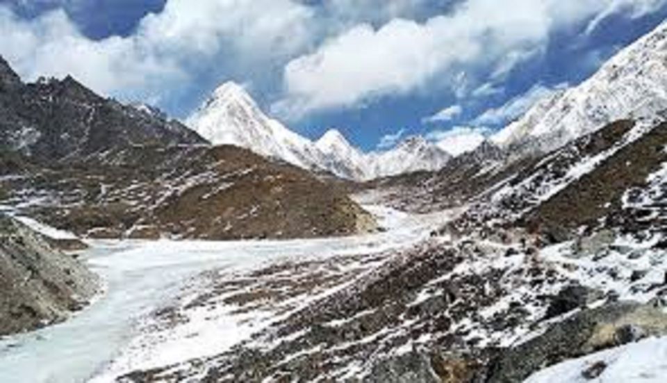 Everest Base Camp & Kala Pattar Trek - 15 Day - Hiking up to Gorakshep, Trek to Everest Base Camp