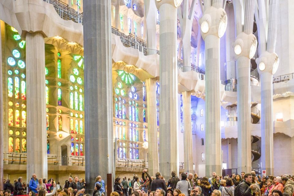 Fast-Track Access: Sagrada Familia 1.5-Hour Guided Tour - Common questions