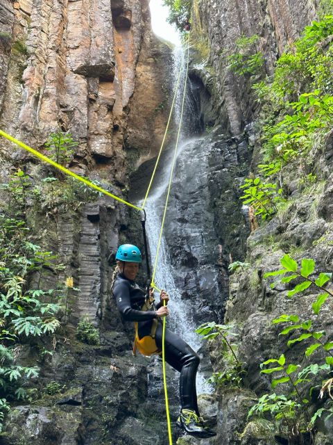 Flores: Ilhéus Inferior Canyoning With a Guide and Snack - Common questions