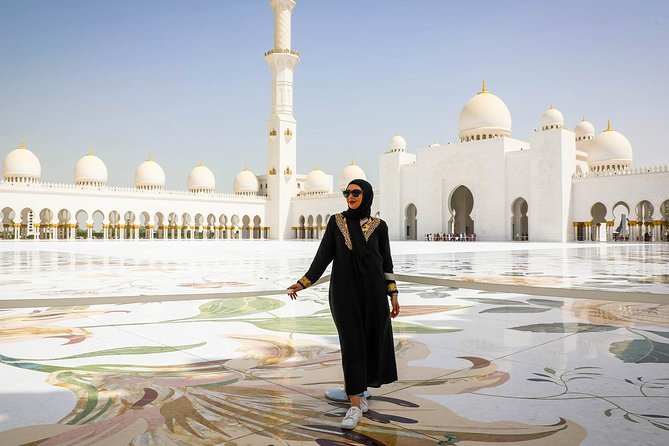 From Abu Dhabi: City Tour With Royal Palace & Sheikh Zayed Mosque - Common questions