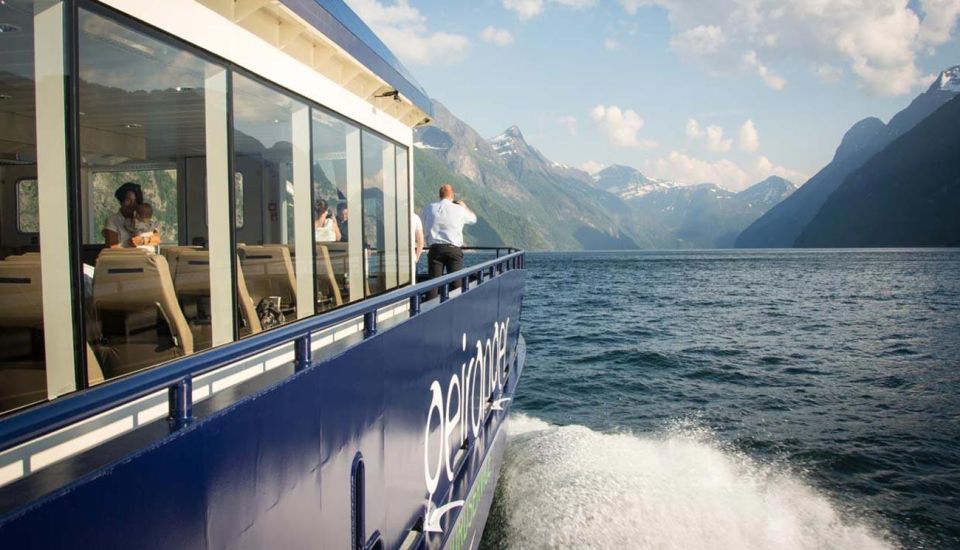 From Ålesund: Round-Trip Boat Cruise to Geirangerfjord - Common questions