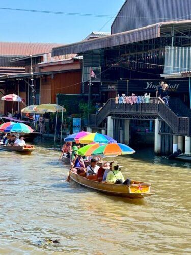 From Bangkok: Damnoen Saduak Floating Market & Wat Pho - Last Words