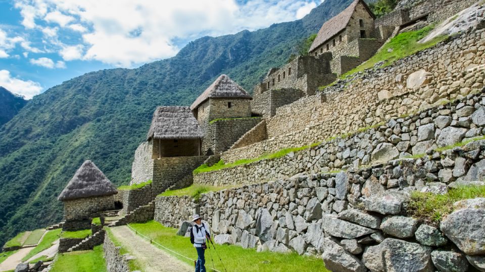 From Cusco: Machu Picchu Day Trip - Languages Offered