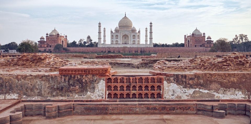 From Delhi: Private Day Trip to Agra With Taj Mahal & Fort - Key Points