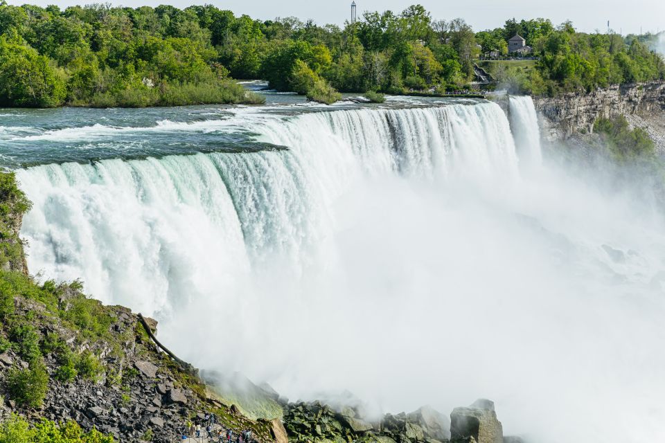 From New York City: Niagara Falls One Day Tour - Transportation Options