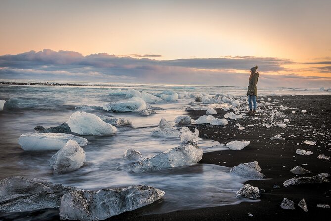 Full-Day Glacier Lagoon, Diamond Beach & Glacier Hike - 15 Shot Photo Package - Scenic Views Capture