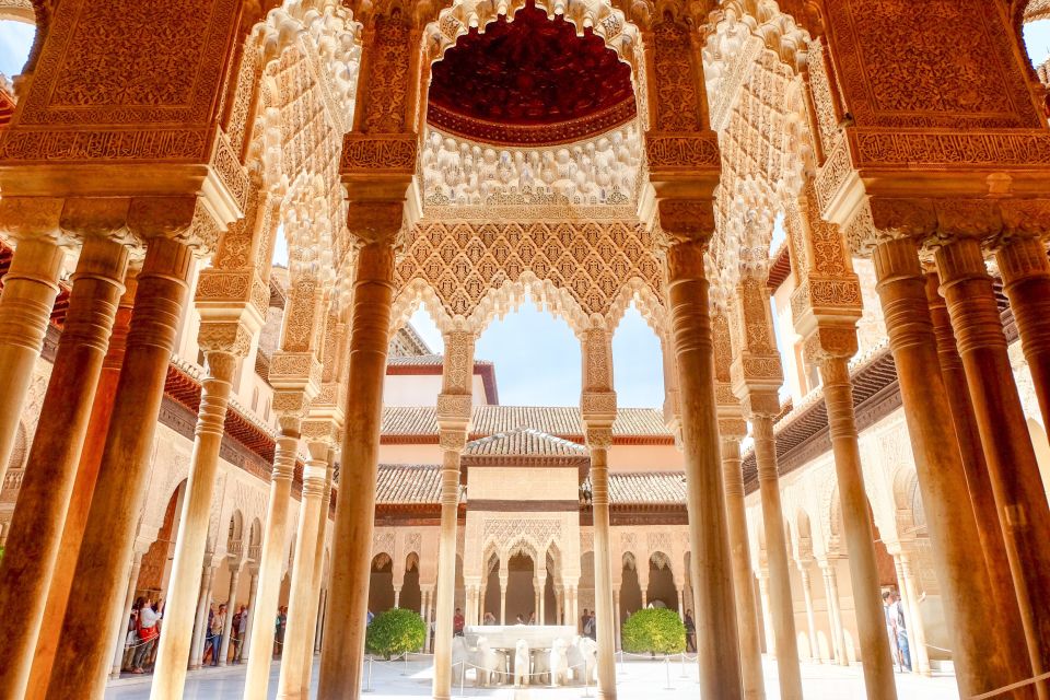Granada: Alhambra and Nasrid Palaces Small Guided Tour - Directions