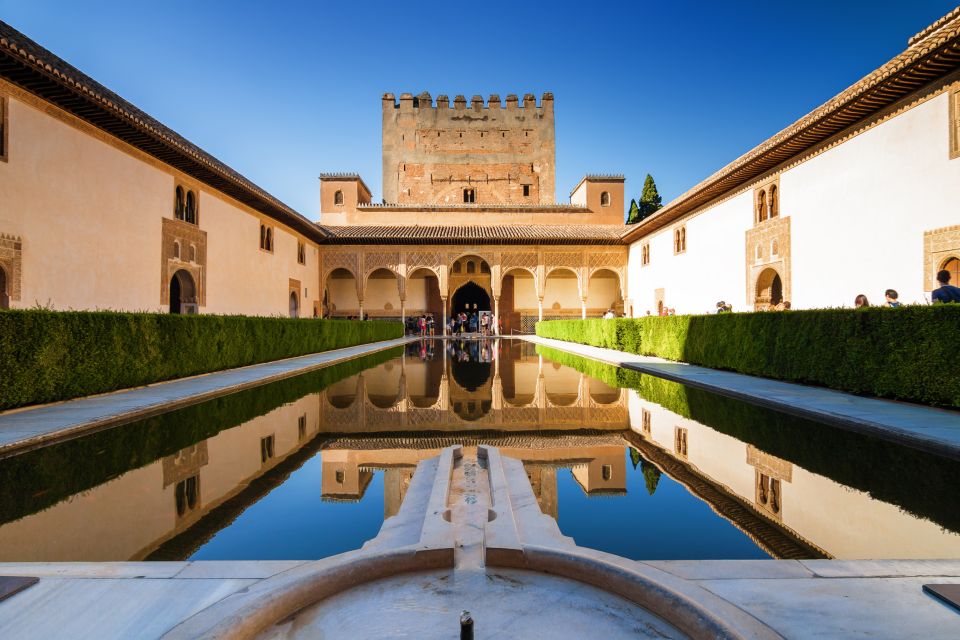 Granada: Alhambra, Nasrid Palaces and Generalife Guided Tour - Common questions