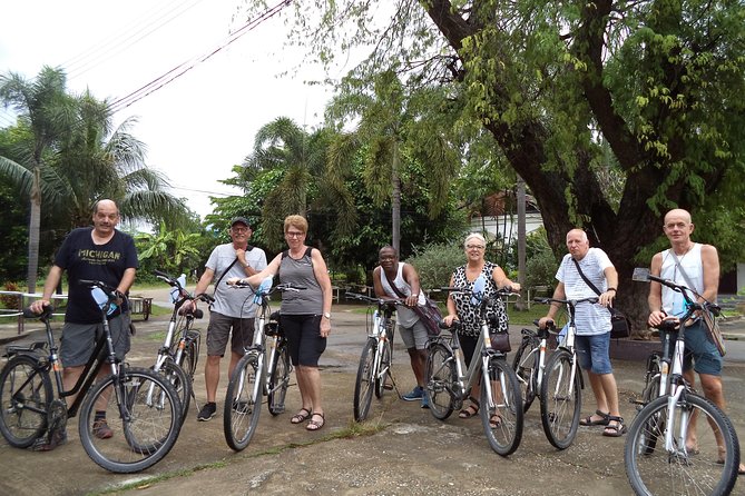 Half-Day Colors of Chiang Mai Biking Tour - Common questions