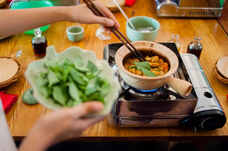 Hands-On Vietnamese Cooking Lesson in Small Group - Common questions