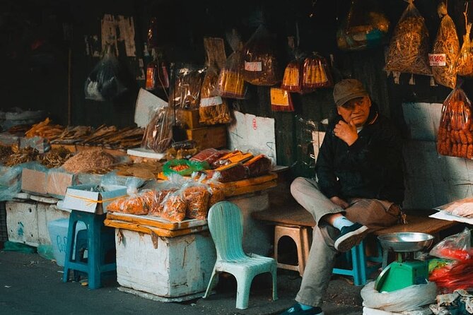 Hanoi Walking Foodie Tour by Night - Common questions