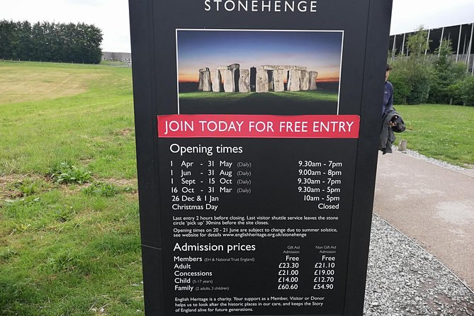 Heathrow Hotel to Heathrow Hotel With Stopovers at Stonehenge & Salisbury - Cancellation Policy