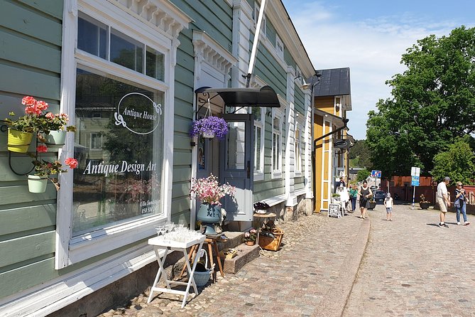 Helsinki Private City Tour and Porvoo Old Town by Luxury Car - Common questions