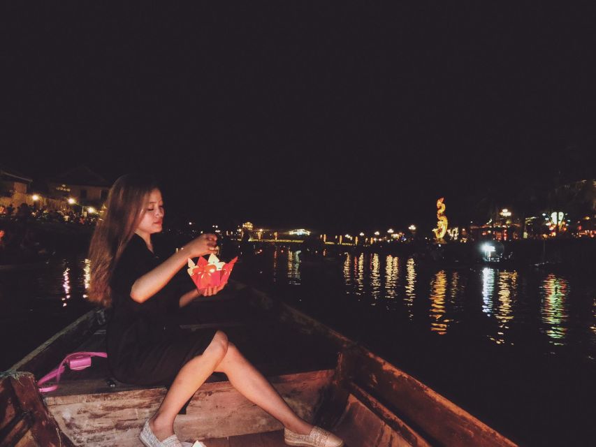 Hoi An: Hoai River Night Boat Trip and Floating Lantern - Tips for the Boat Trip