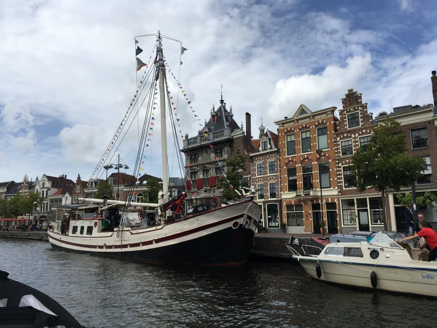 Holland Four City Charm Tour - Customer Assistance and Ratings