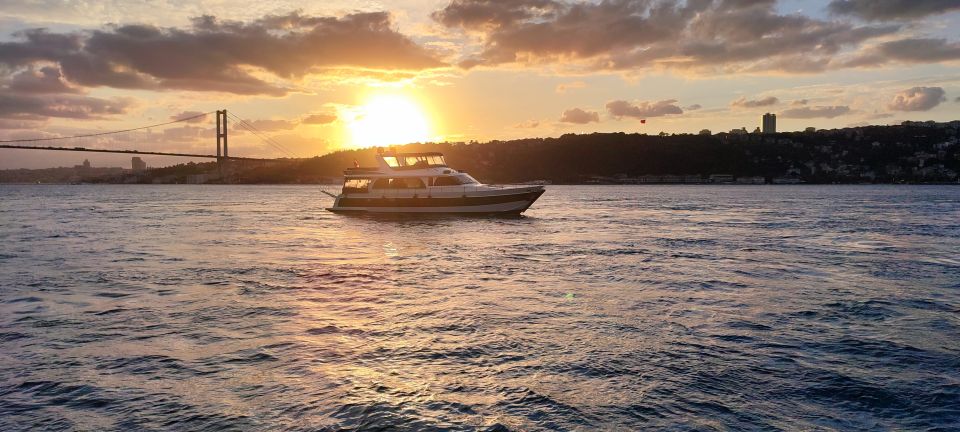 Istanbul: Bosphorus Sunset Cruise With Snacks and Drinks - Directions