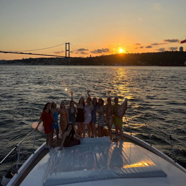 Istanbul: Sunset or Daytime Yacht Tour W/Audioguide & Snacks - Booking and Payment Process