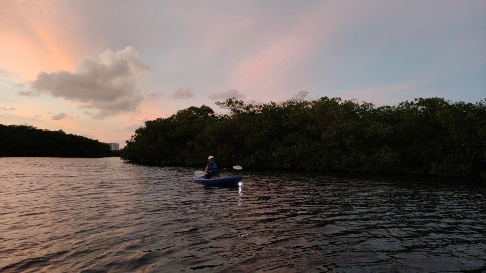 Kayak Sunset in the Lagoon Nichupte by Wayak - Contact Information and Inquiries