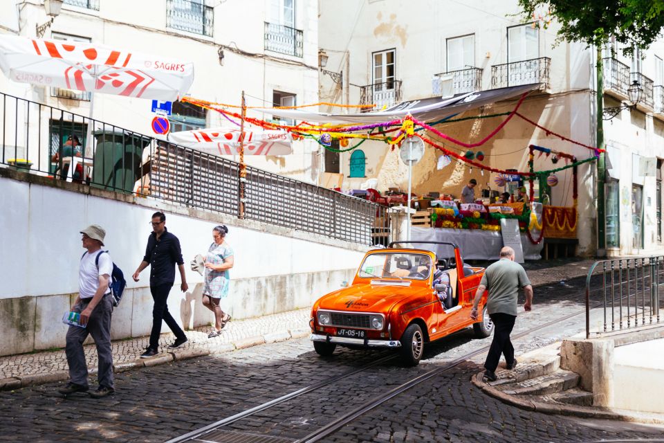 Lisbon: 1.5-Hour Private Kick-Start Tour With a Local - Tour Itinerary