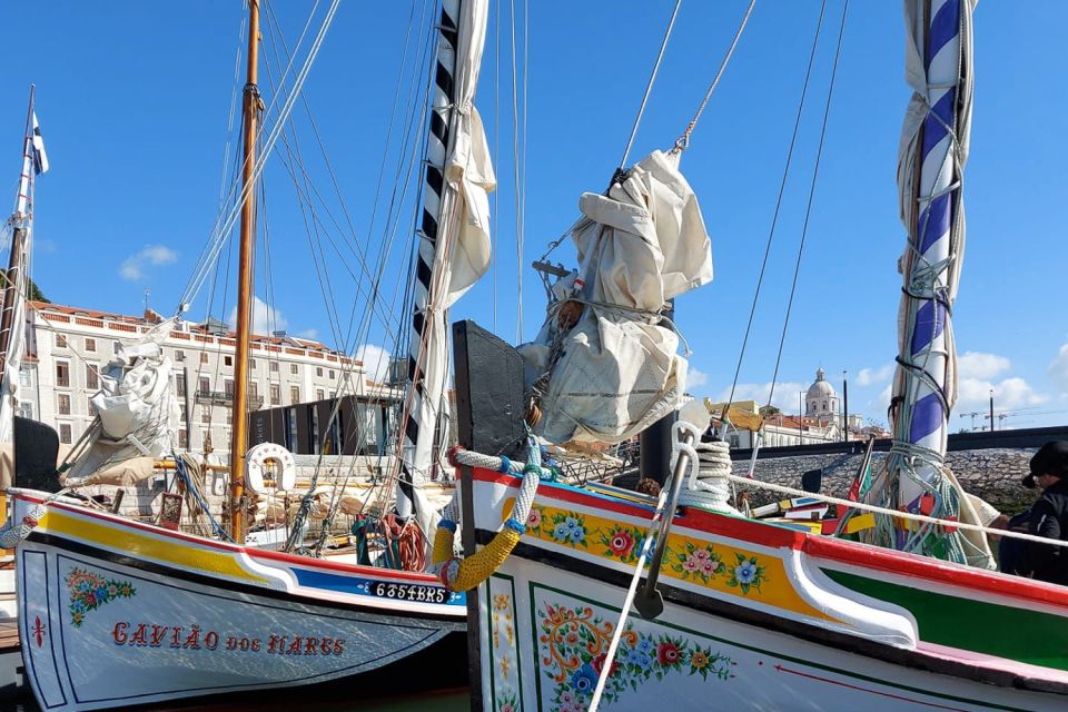 Lisbon: 1.5 Hours Exclusive Tour on the Tagus River - Private Group Setting
