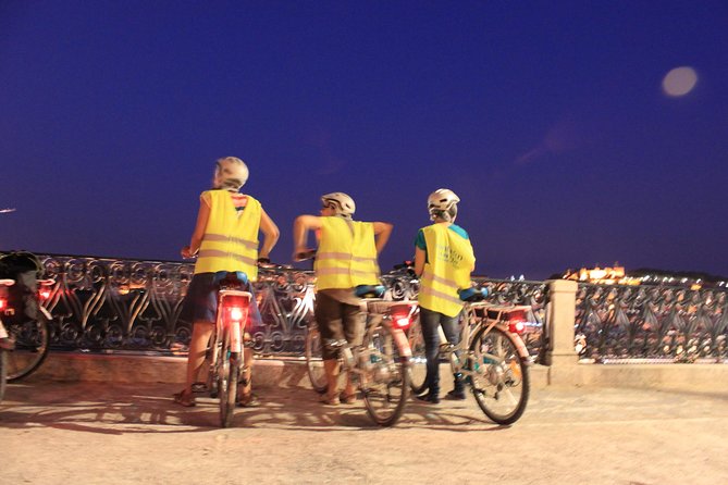 Lisbon By Night Bike Tour - Common questions