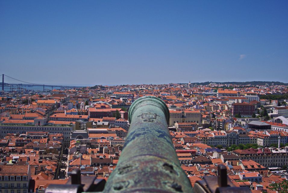 Lisbon: Historical Tour on a Tukxi - Accessibility Information