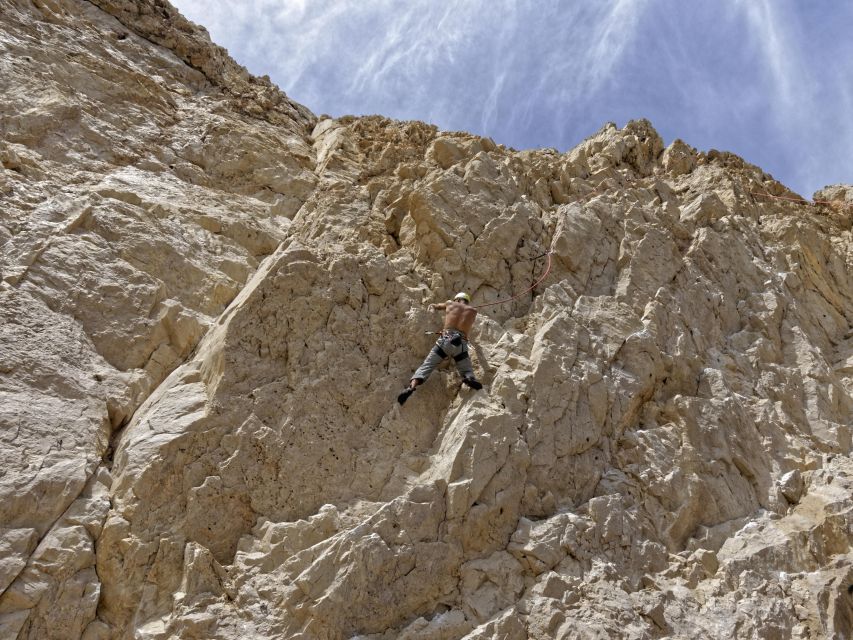 Lisbon or Sesimbra: Guided Rock Climbing Tour in Arrábida - Common questions