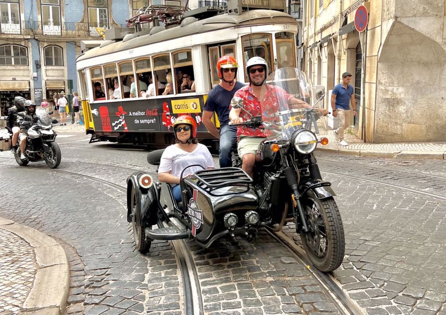 Lisbon : Private Motorcycle Sidecar Tour - Cultural Gems of Lisbon