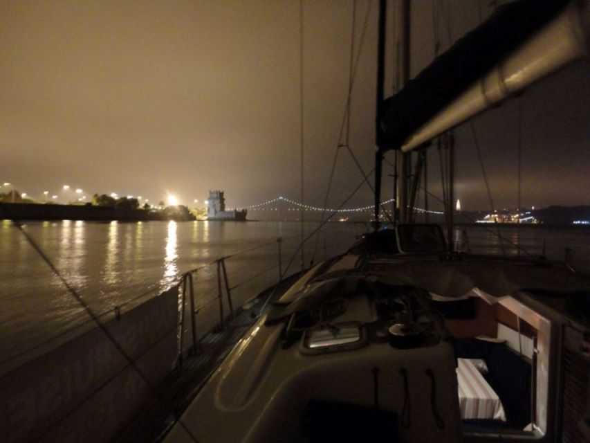 Lisbon: Sailing Tour by Night - Common questions