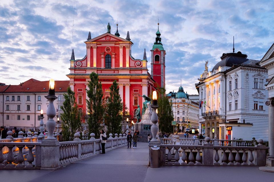 Ljubljana: Express Walk With a Local in 60 Minutes - Location Highlights and Things to Do