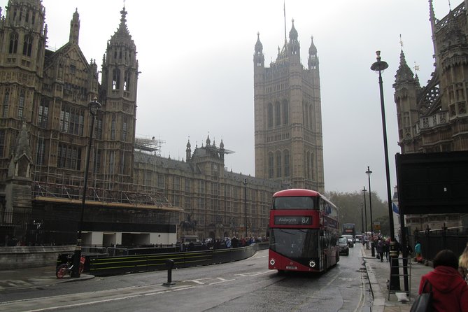 London: Westminster and City Walking Tour With Pub Lunch - Pricing and Copyright