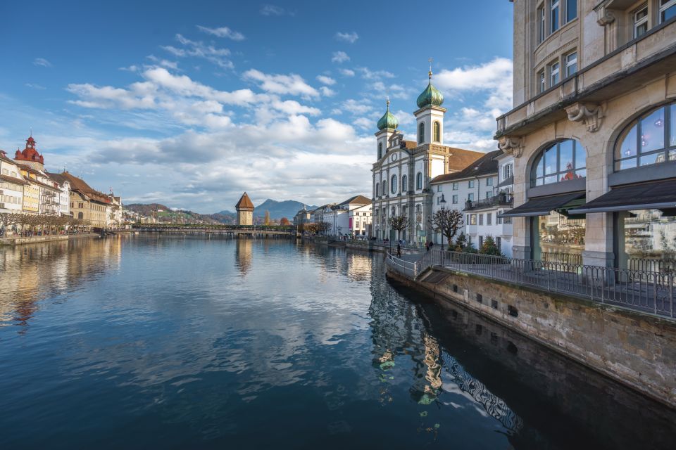 Lucerne: Express Walk With a Local in 60 Minutes - Common questions