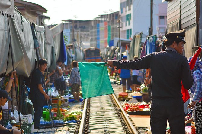 Maeklong Railway Market & Damnoensaduak Floating Market Tour (SHA Plus) - Last Words