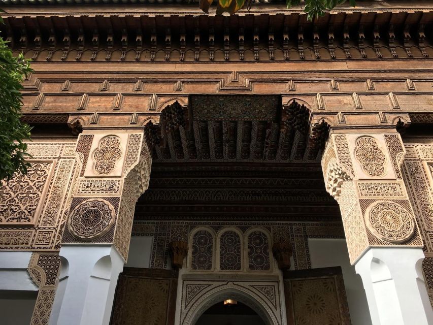 Marrakech Unveiled: Historical Monument & Lively Medina Tour - Customer Reviews