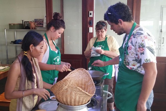May Kaidee Thai Cooking Class at Bangkok Including Return Transfer - Common questions