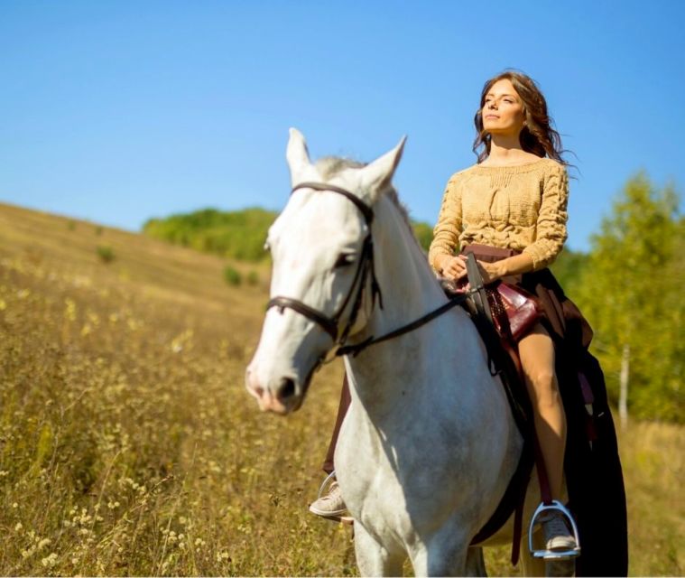 Medellin: Guided Tour on Horseback in Nature - Common questions