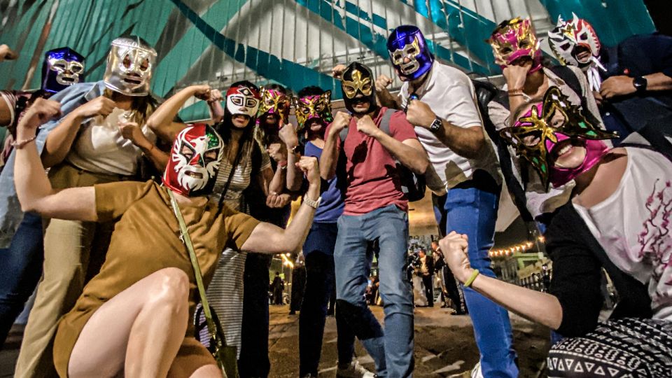 Mexico City: Lucha Libre Show, Mariachi & Tequila - Common questions